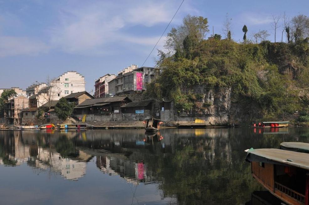 重庆綦江是重庆东部吗,重庆是南大门吗