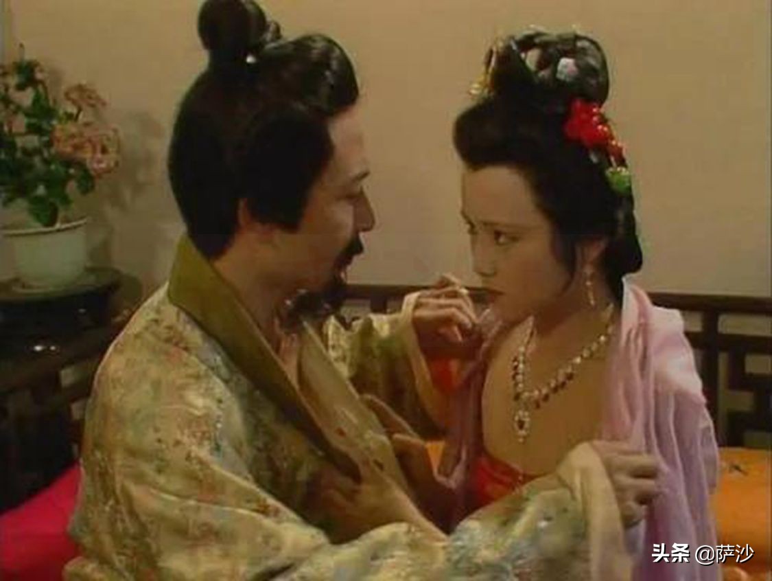 红楼梦中为什么要写焦大这个人物,红楼梦中养小叔子的是谁