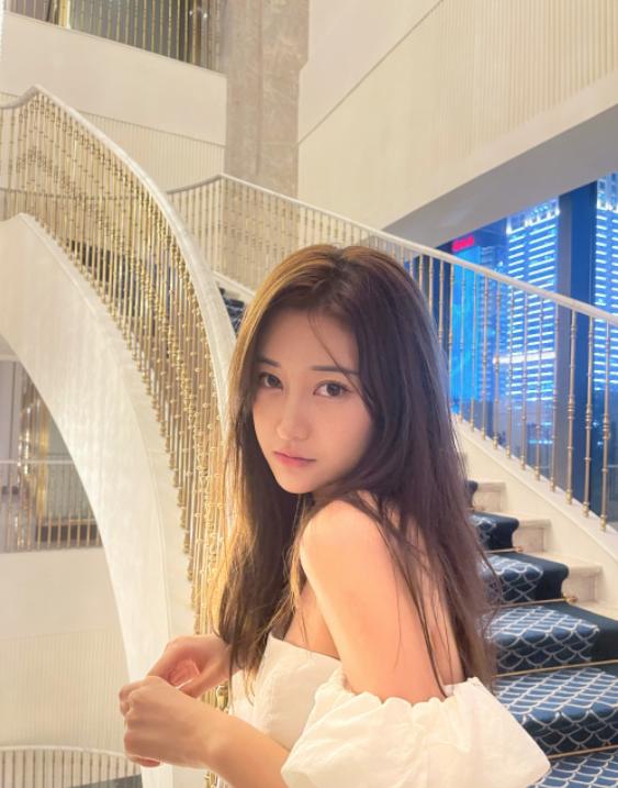 华晨宇被叫花花的原因,华晨宇被问为什么叫花花