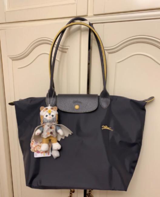 有品位的女人，搭配都会注意这个细节，时尚加倍，穿出杂志大片感