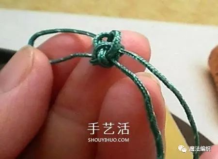 圣诞树小挂件简易编织教程,圣诞树编织小挂件图片