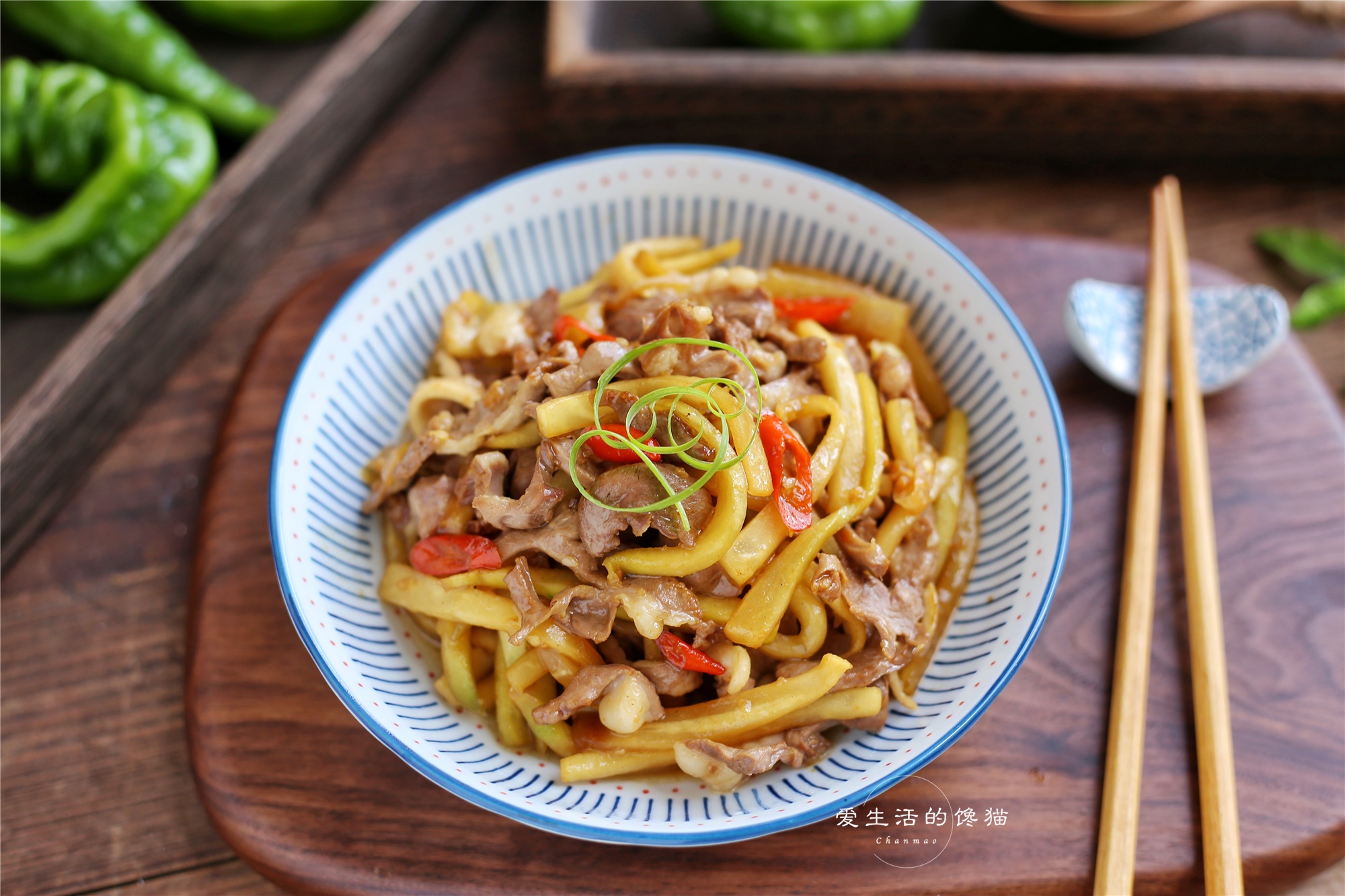 爆炒粉肠猪肝猪心瘦肉的家常做法,爆炒熟猪心要不要焯水