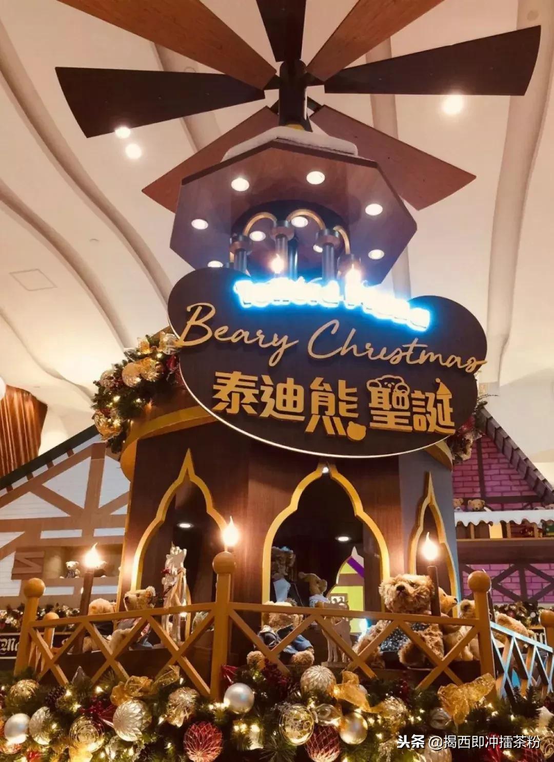 过分美丽!圣诞灯饰点亮香港:泰迪熊、比卡超、布丁狗陪你过圣诞