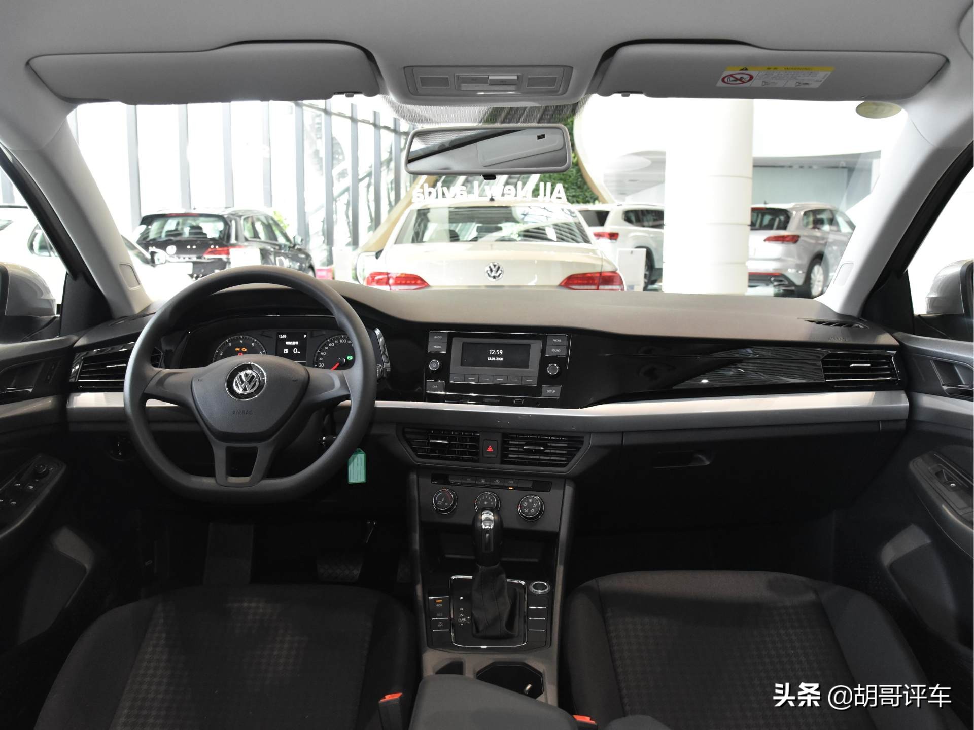 想要买好点的车,一汽大众宝来选哪款最经济实惠