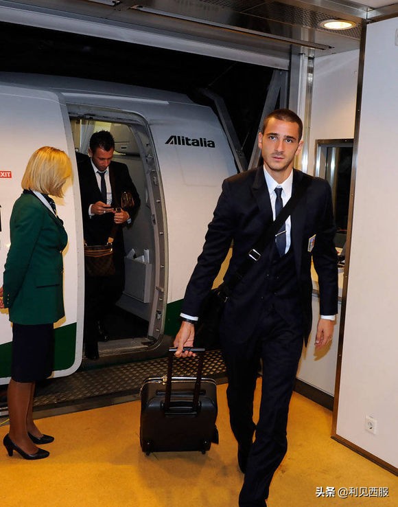 足球界四大帅男,足球界的十大花花公子