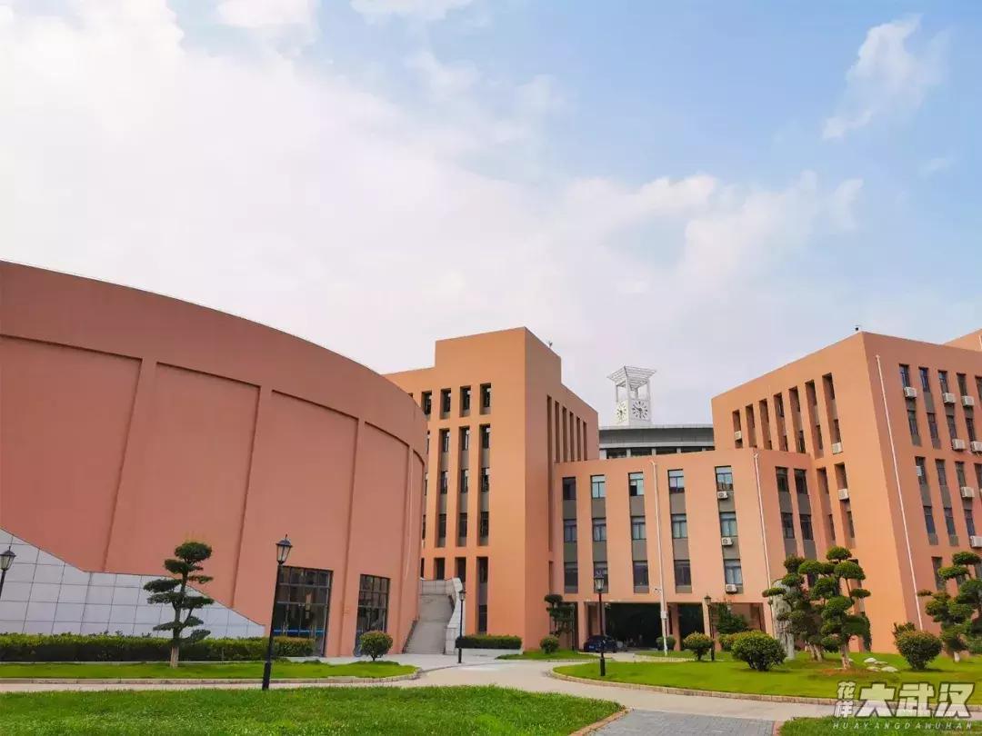 武汉科技大学的机械学院,武汉科技大学医学院和临床学院