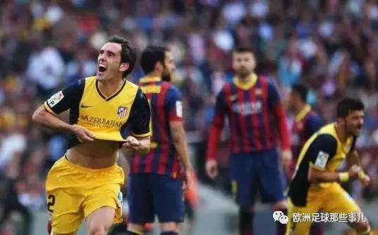 马德里的天空是红白色的,那天早晨钢琴曲