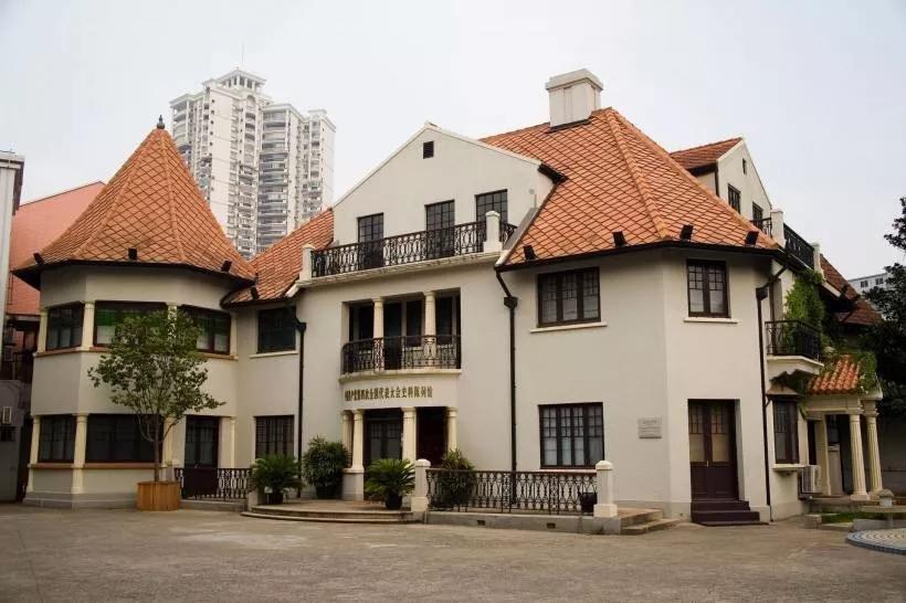 虹口足球场鲁迅,虹口足球场鲁迅纪念馆