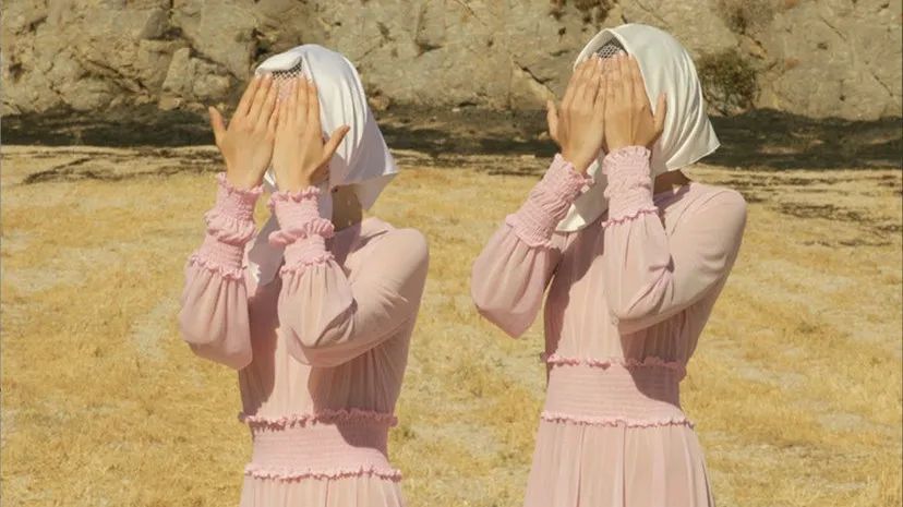 江小白金色庄园开会文案,江小白深夜的酒文案短句干净治愈