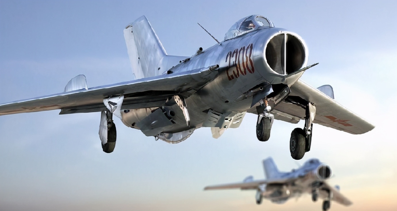 中国购买的第一辆坦克,中国目前装备最多的坦克