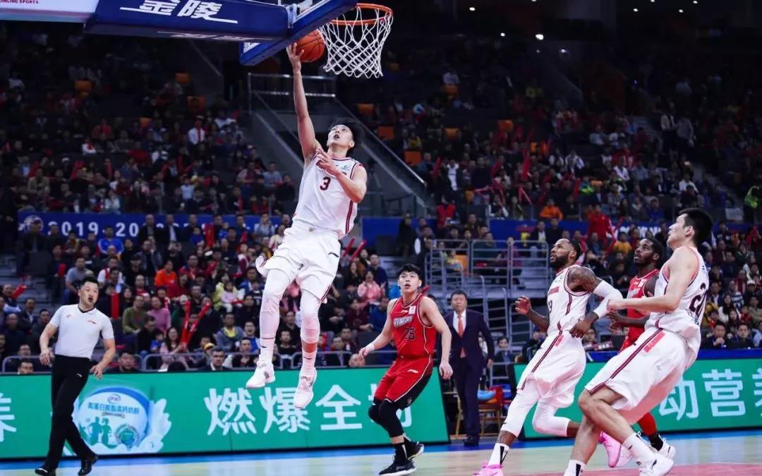 拜托，千万别让萧亚轩看到这些国家体坛中的鲜肉帅哥