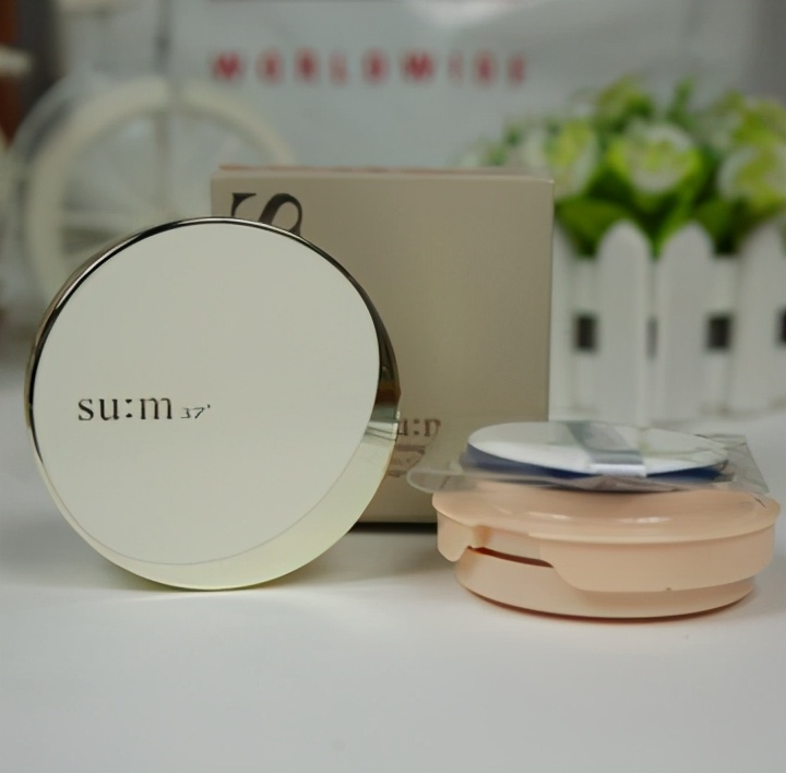 迪奥气垫和兰蔻持妆粉底液,持久遮瑕气垫迪奥