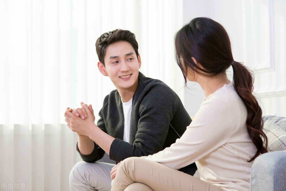 夫妻没共同语言怎么沟通,和老婆没有共同语言每天交流很少