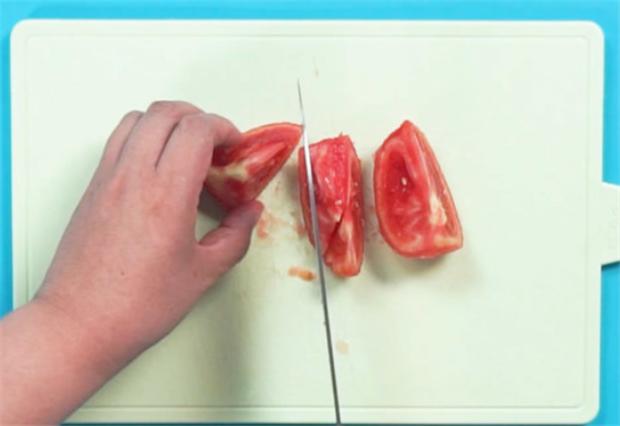 西红柿土豆炖牛肉最正宗的做法,如何做西红柿土豆炖牛肉