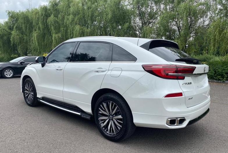 本田冠道后排操控,冠道2.0t两驱豪华有没有推背感