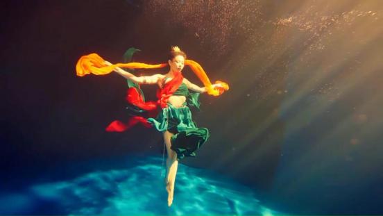 这才是文化自信！打造全新IP，二锅头新势力正悄然崛起