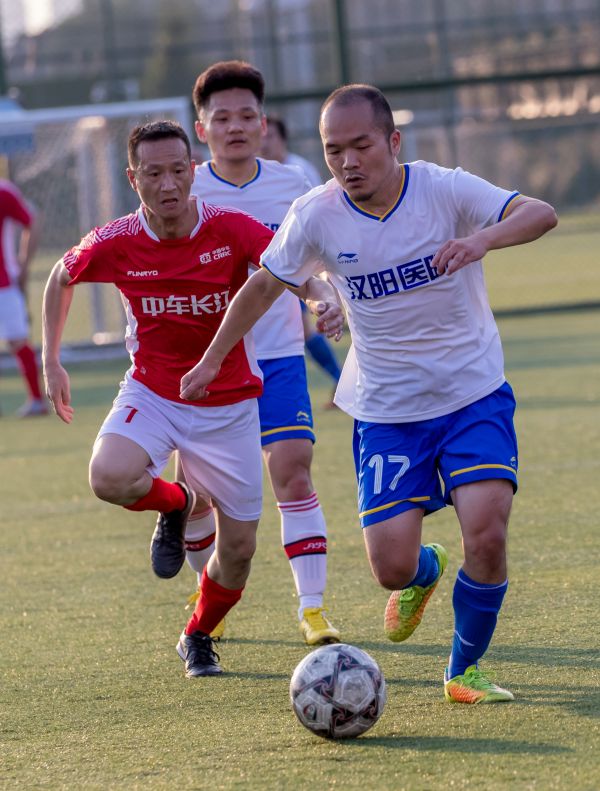 16支足球队伍淘汰赛程表,16支球队展开较量