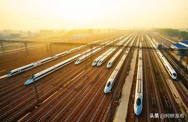 买了火车票，却发现没带身份证？别慌，有招！