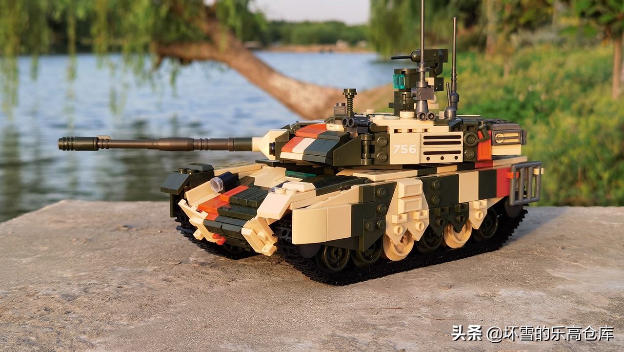 积木t90坦克带悬挂的,启蒙坦克积木虎式t90