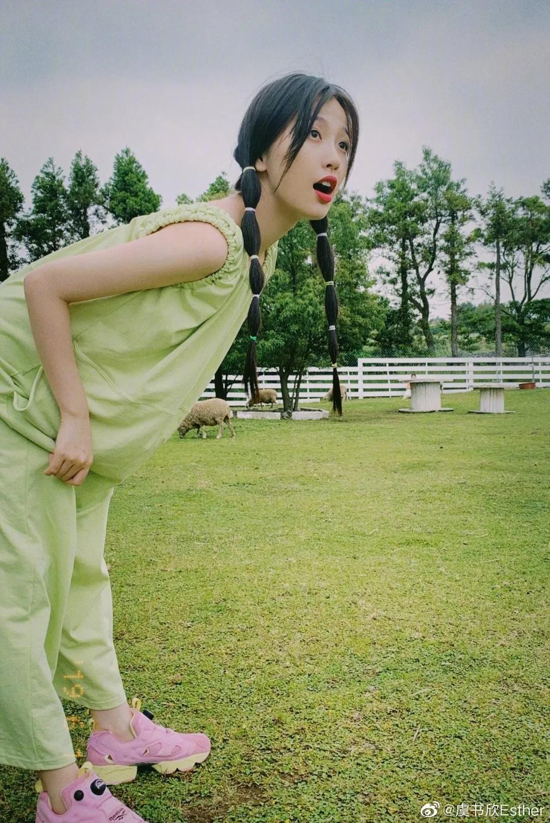 别的不说,《青你2》的*服私**是真的可!