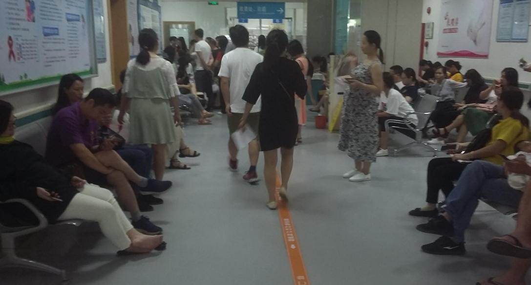 外地就医先自费后医保怎么报销,外地住院自费回当地还能报销吗