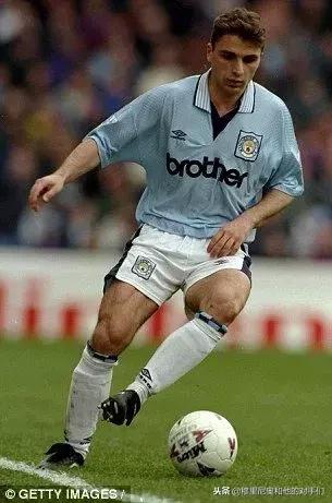 从夏普到世嘉,从德国好顺到库尔斯啤酒:英超豪门球衣广告的变迁