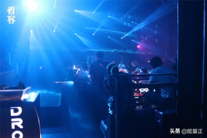 跑腿小哥的微信,跑腿小哥到底有多全能