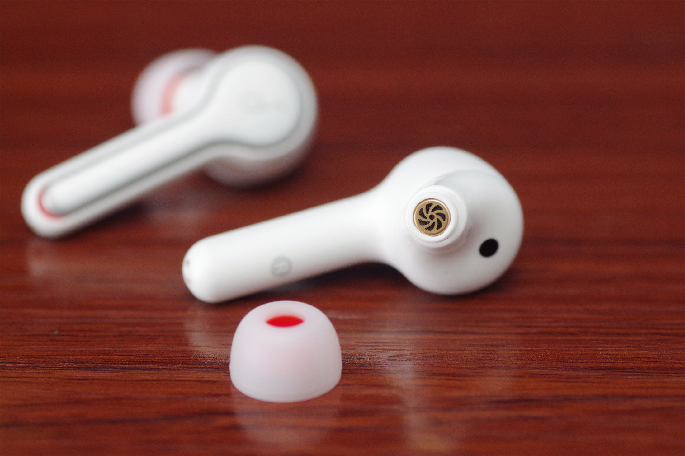 soundcorelibertyair2闊宠川,soundcorelibertyair2pro娴嬭瘎