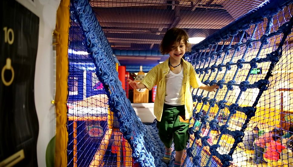 广州百信广场是什么时候建成的,广州百信广场东区西区项目定位