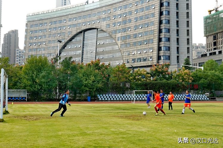 武汉足球运动员蔡晟,武汉足球名宿蔡晟