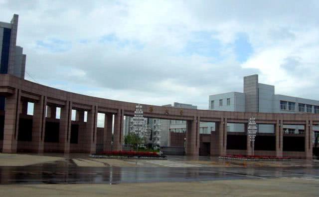 吉林市的一所优秀大学:常被误会成民办学校,实际上拥有4位院士