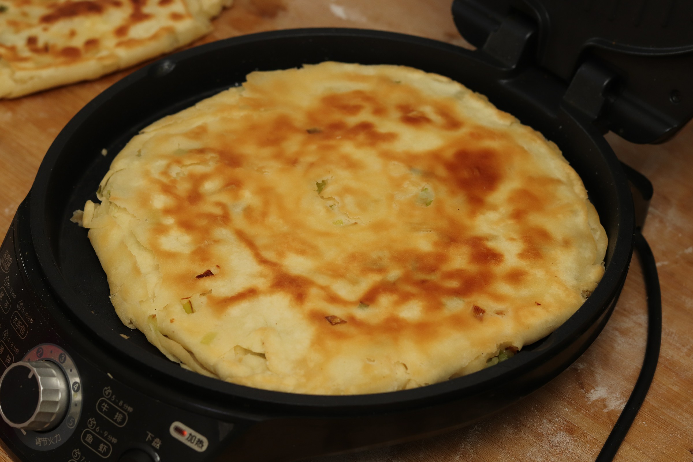 家常烙饼又酥又软有诀窍,烙饼如何做得松软香脆