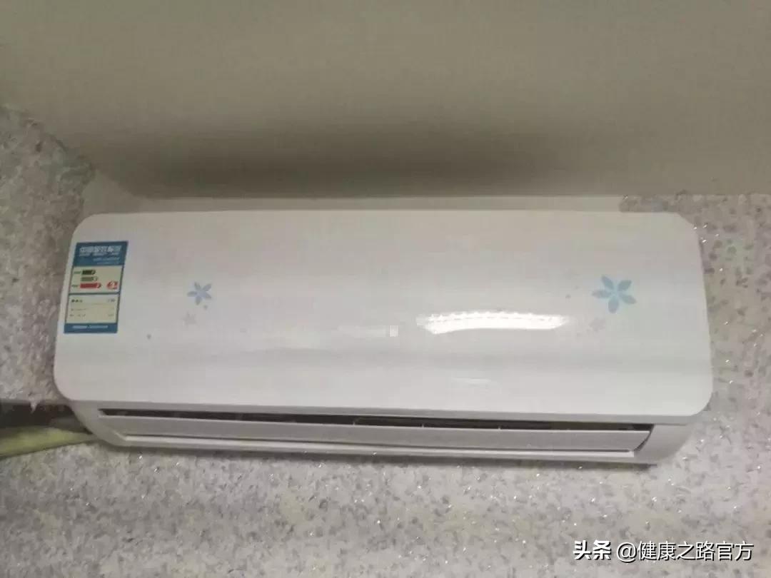 用空调清洗剂清洗空调视频教程,新风空调和一般空调怎么清洗