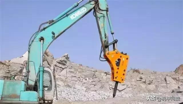 挖掘机破碎锤常见问题、原因分析、处理方法！