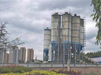 警方抓捕黑恶势力犯罪团伙,警方突击抓捕黑老大