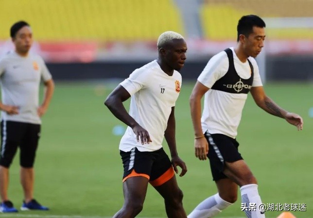 武汉卓尔江子磊比赛,武汉卓尔李行远射