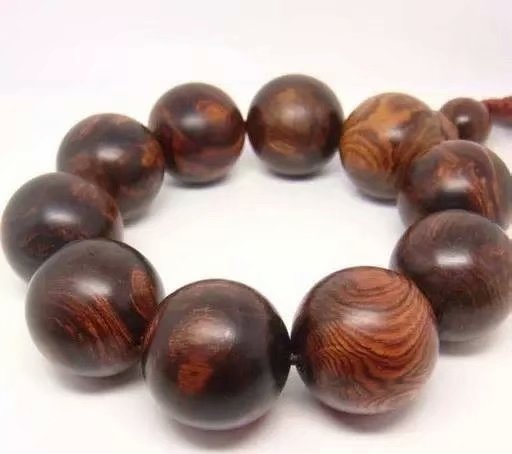 海南黄花梨和小叶紫檀金丝楠木,缅甸花梨和海南黄花梨的图片对比