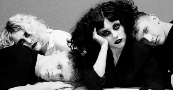 鑻嶇櫧娴疆,鑻嶇櫧娴疆涔愰槦