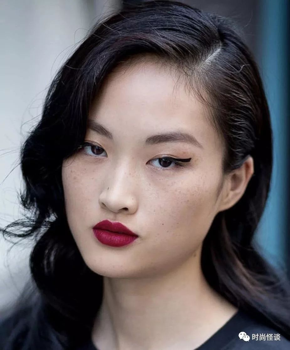 又一时尚品牌因为辱华登上热搜，但是...