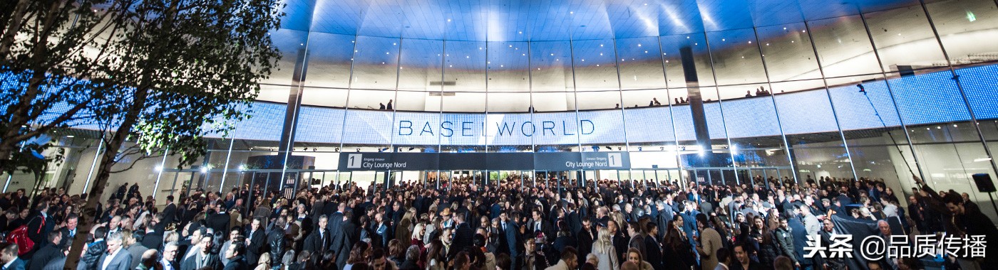 冬季严寒练兵备战,康斯登对比积家