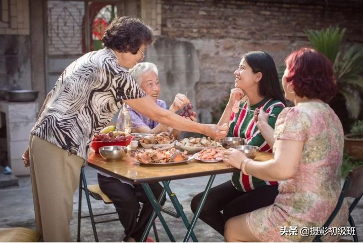 春节大团圆全家福照,大团圆怎么拍全家福