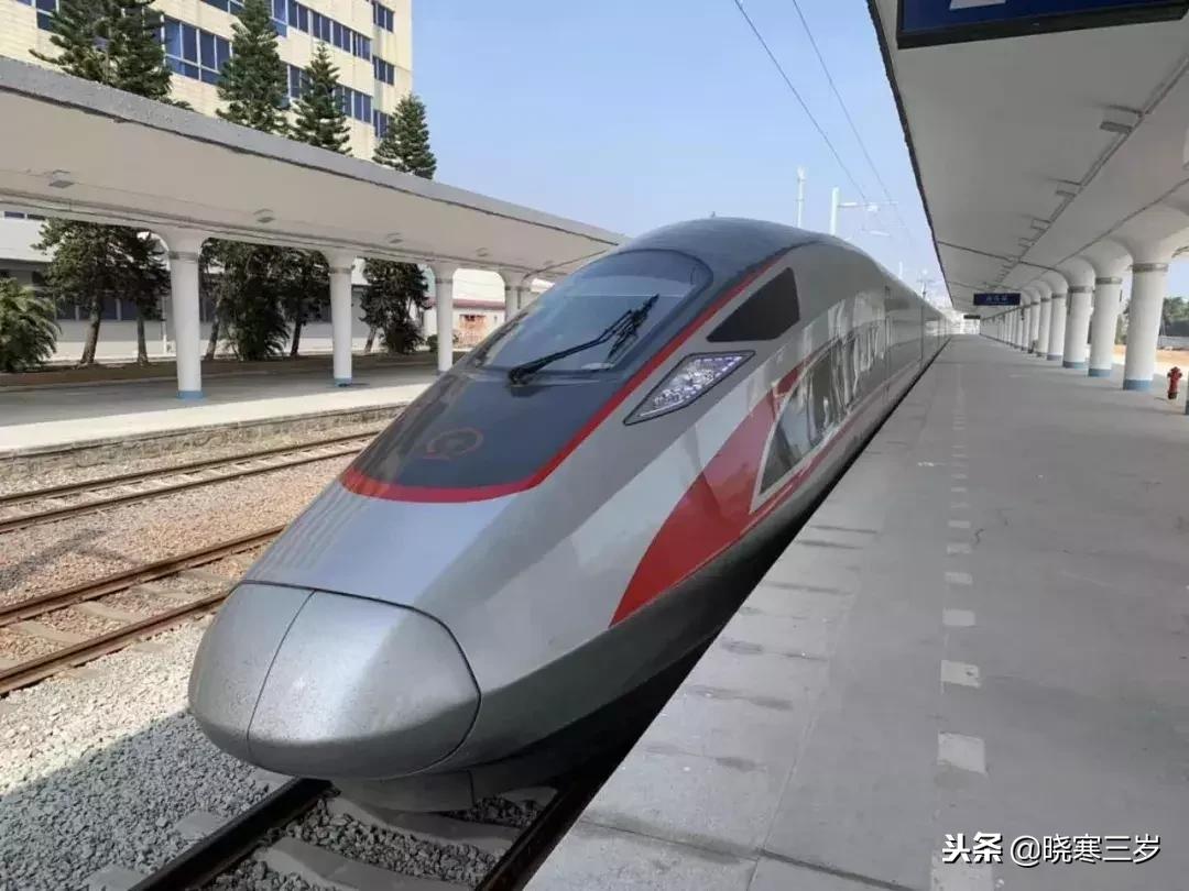 广深的潮汕吃货们开心了,官网已上线汕头站1月5号动车票信息