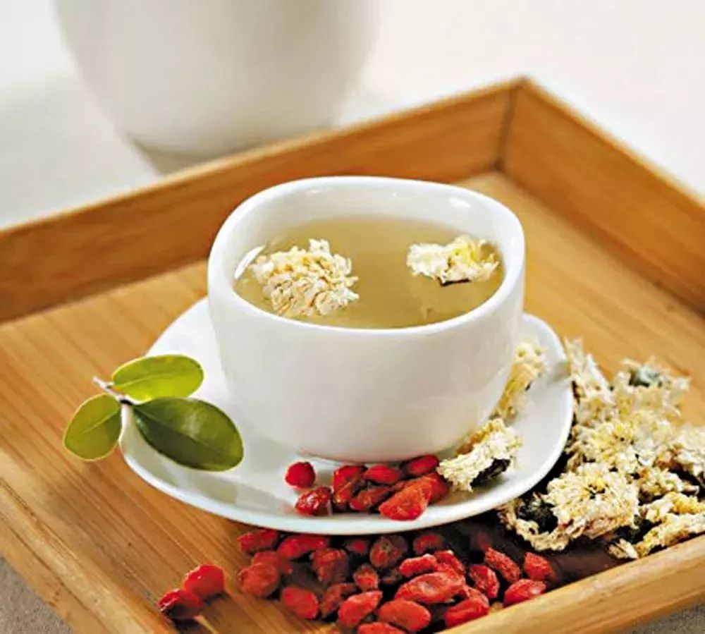 上火感冒咳嗽喉咙痛最快最好方法,上火喉咙痛吃什么食物