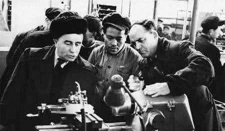 两弹一星的科学家屠守锷,屠守锷是否两弹元勋