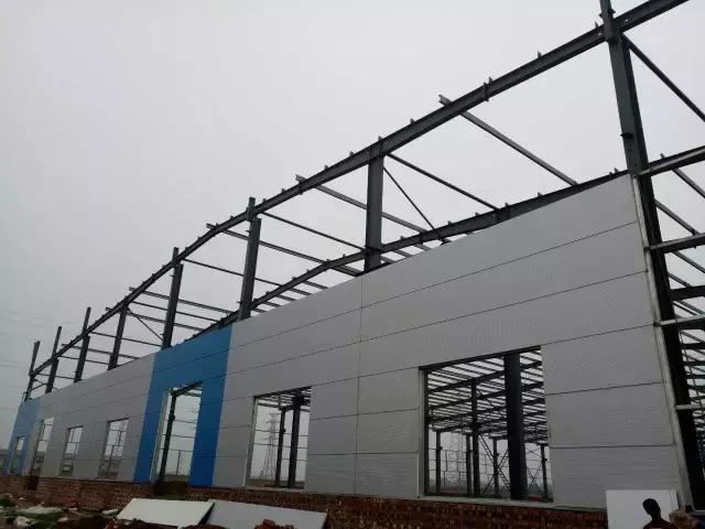 新疆钢结构厂房造价预算,采光顶钢结构预算多少钱