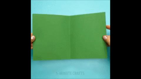 圣诞节快到了想用卡纸做个圣诞树,给老师圣诞贺卡