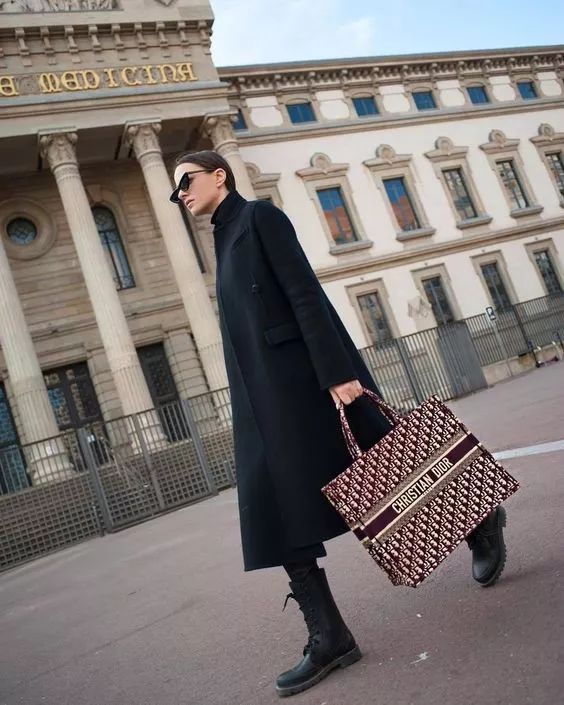 今年最流行的时尚大包 (现在流行小包还是大包好看)