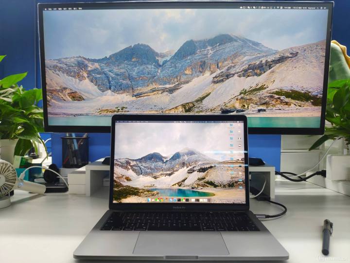 电脑显示器越大越便宜,程序员有必要4k显示器吗