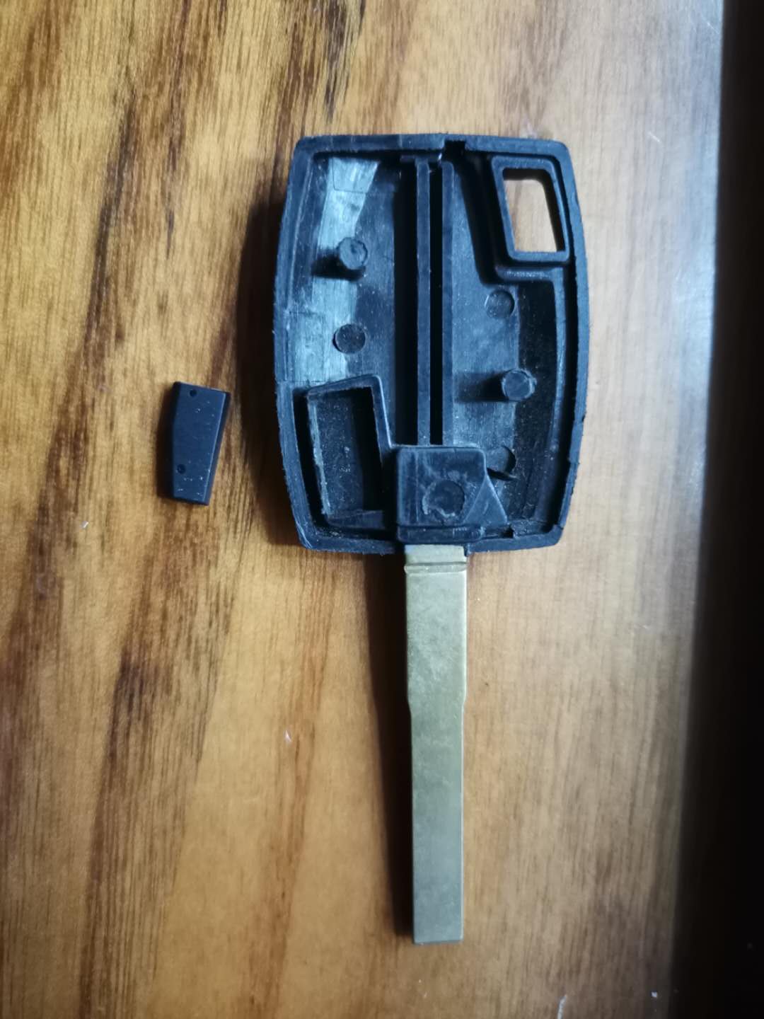 汽车车钥匙丢了去哪里配比较好,汽车智能钥匙丢了怎么配原装的