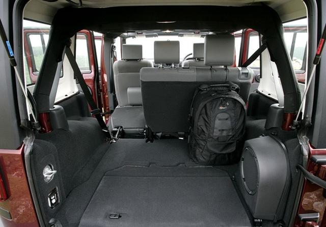 09年牧马人二手车市场价格,二手牧马人买几年的性价比最高